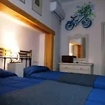 La Casa De Bicicletas Гостевой дом Казорла